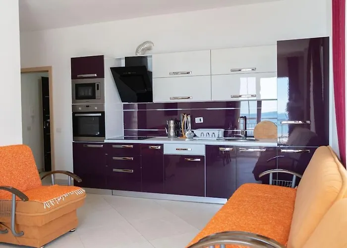 Апартаменты Bluapartments 3,shengjin Seaview